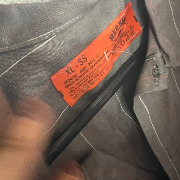 Leinenkugel Button up T-shirt - Picture 6 of 7